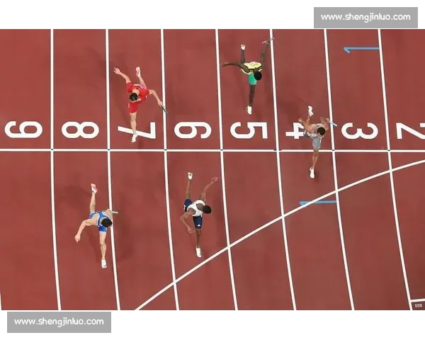 基米・安东内利：F1 领奖台的历史性突破