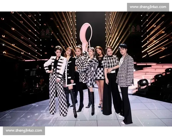 朋克风暴席卷舞台!刀群舞燃爆今夏最飒现场 朋克风暴席卷舞台!刀群舞燃爆今夏最飒现场